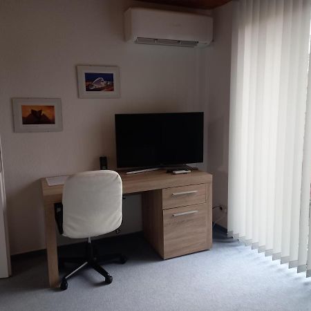 1 Zimmer Appartment Springe Εξωτερικό φωτογραφία
